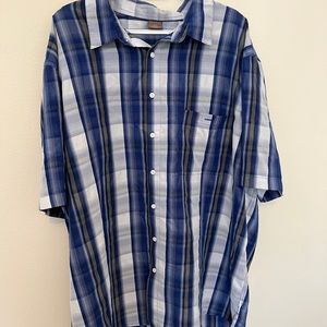 casual men’s button up shirt
